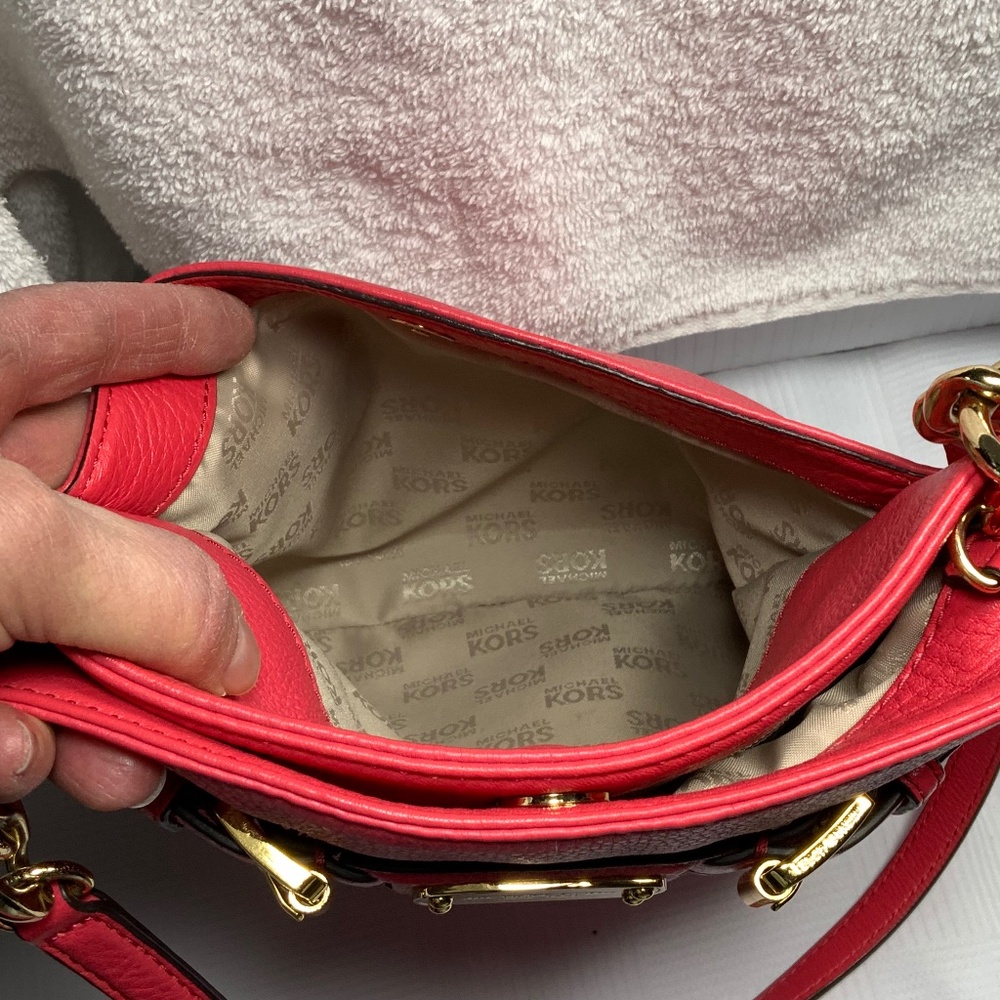 Michael Kors Salmon Pink Leather Crossbody - Picture 5 of 16
